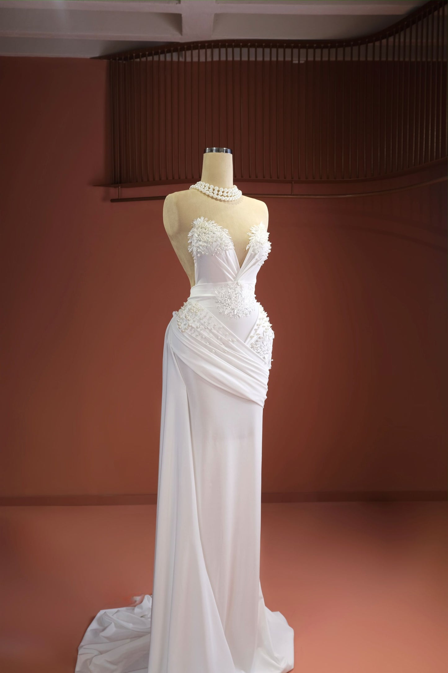 Niá - Sweetheart V-Cut Cape Dress