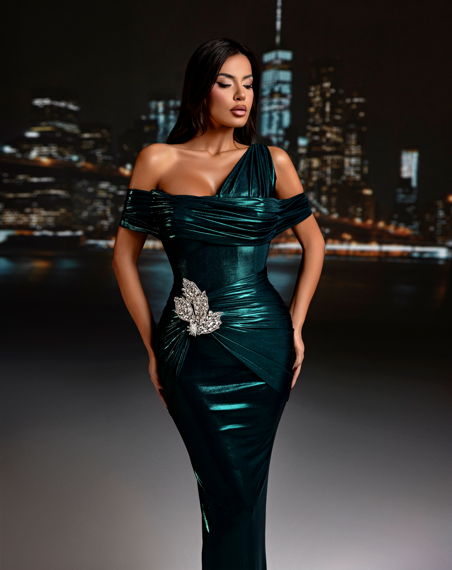 Delora - Fitted dress with leaf embellishments