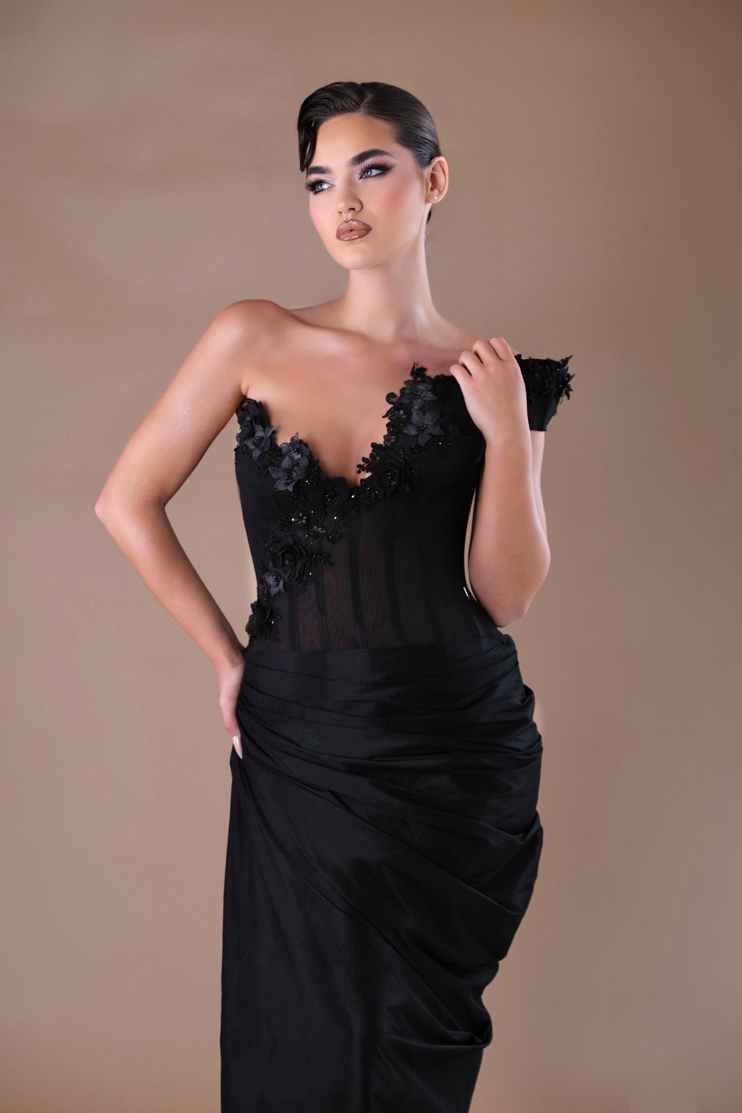 Noelle - Off the Shoulder Floral Slit Dress