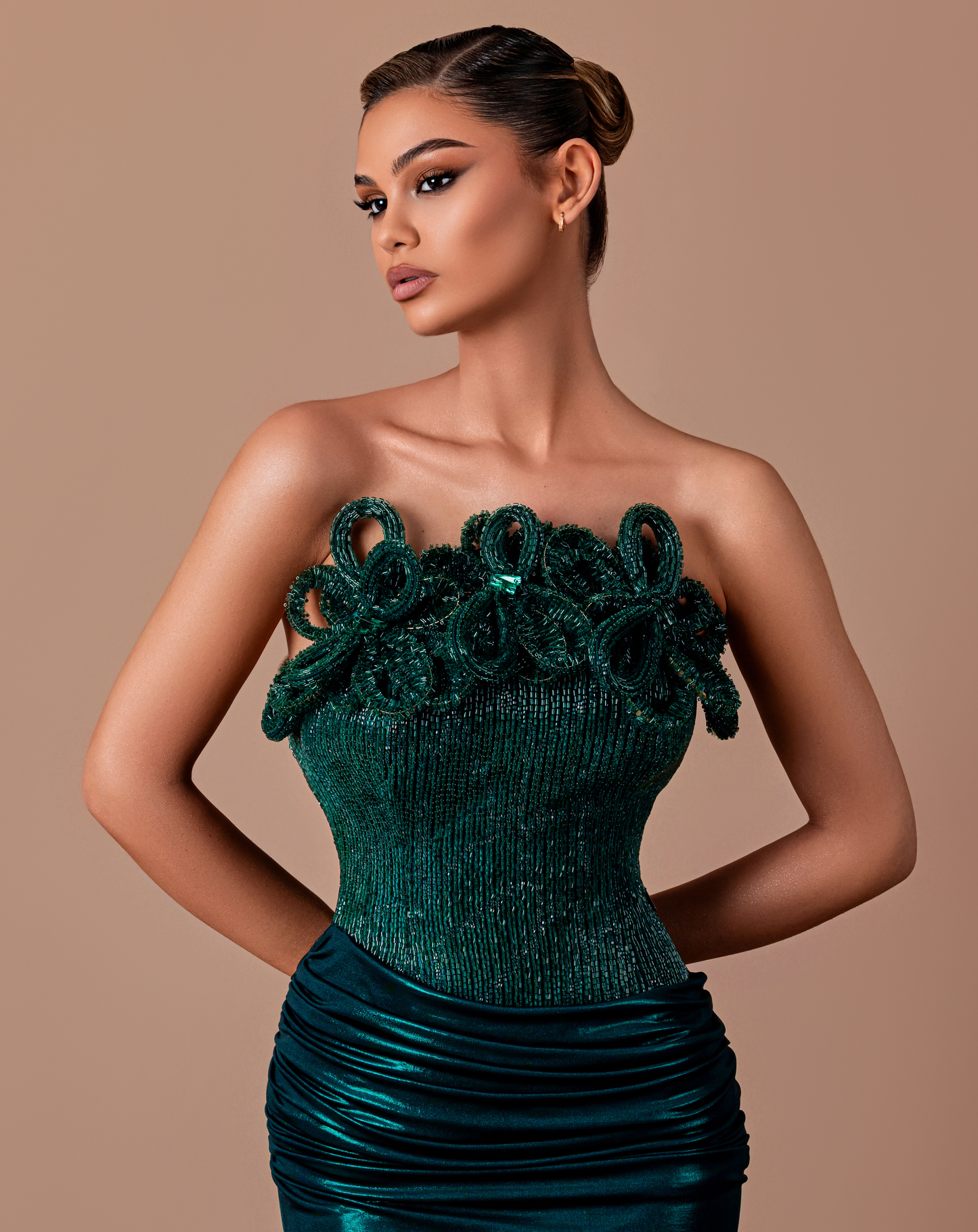 Felysa - Strapless Dress with ruched details
