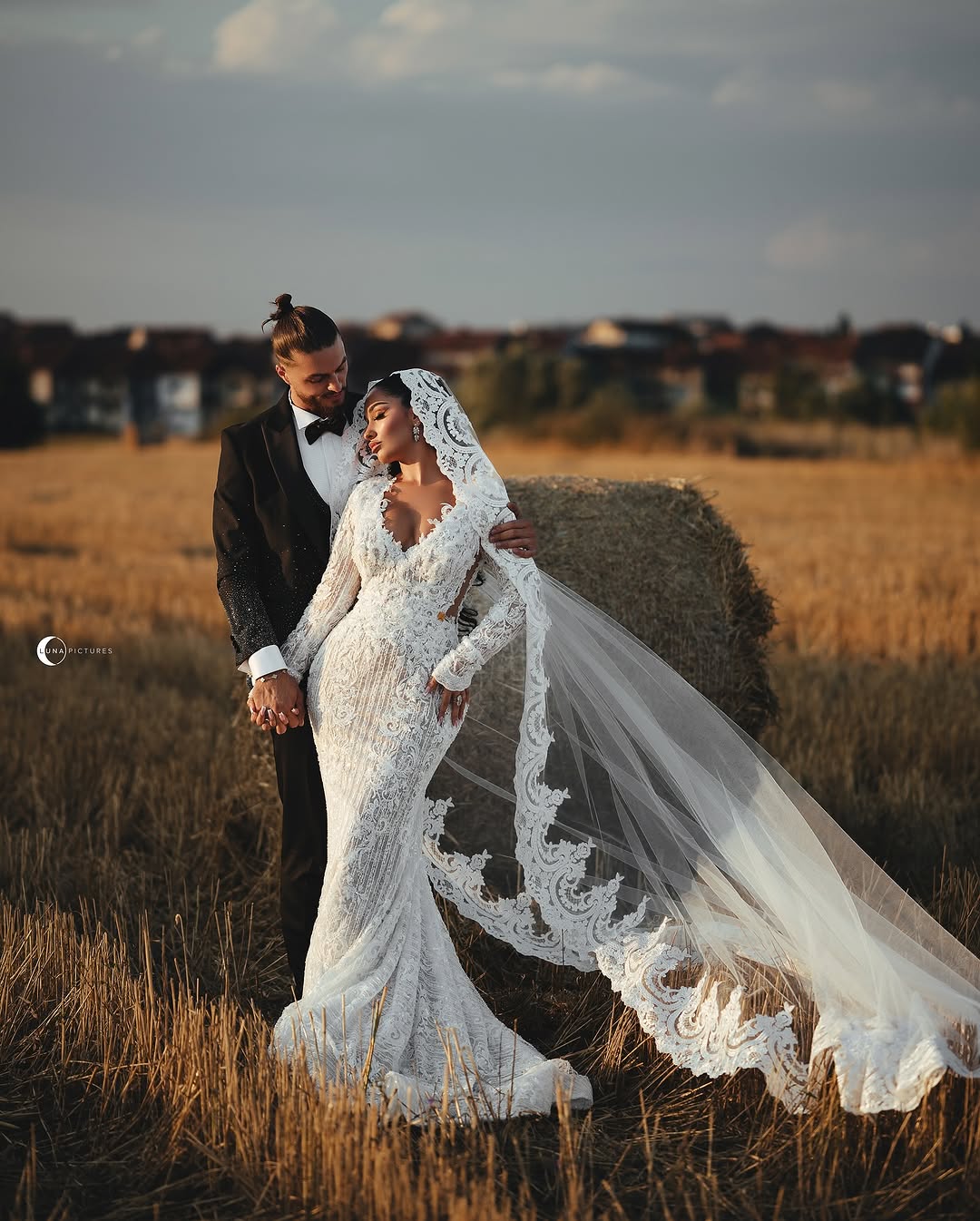 Darana - Lace Mermaid Bridal Dress