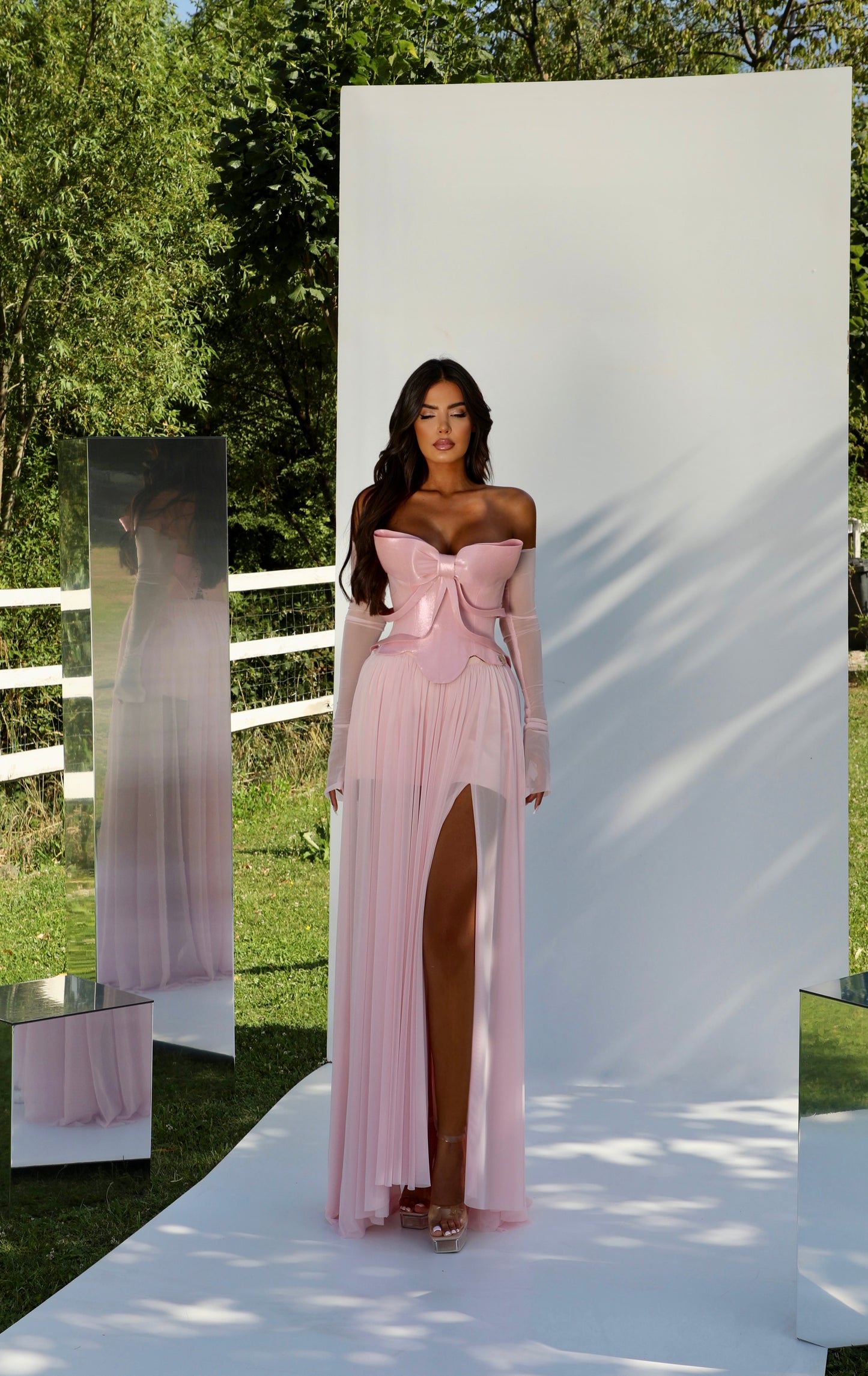 Tríana - Corset Chiffon Slit Dress