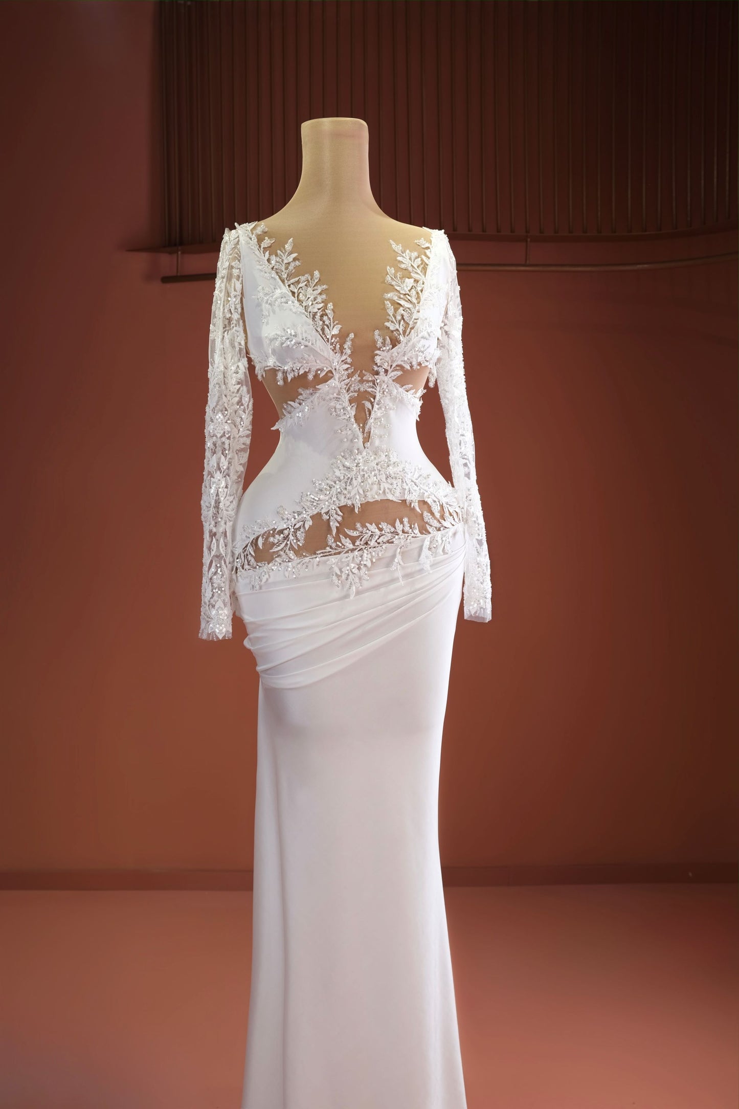 Brigita - V-Cut Long Sleeve Fitted Dress