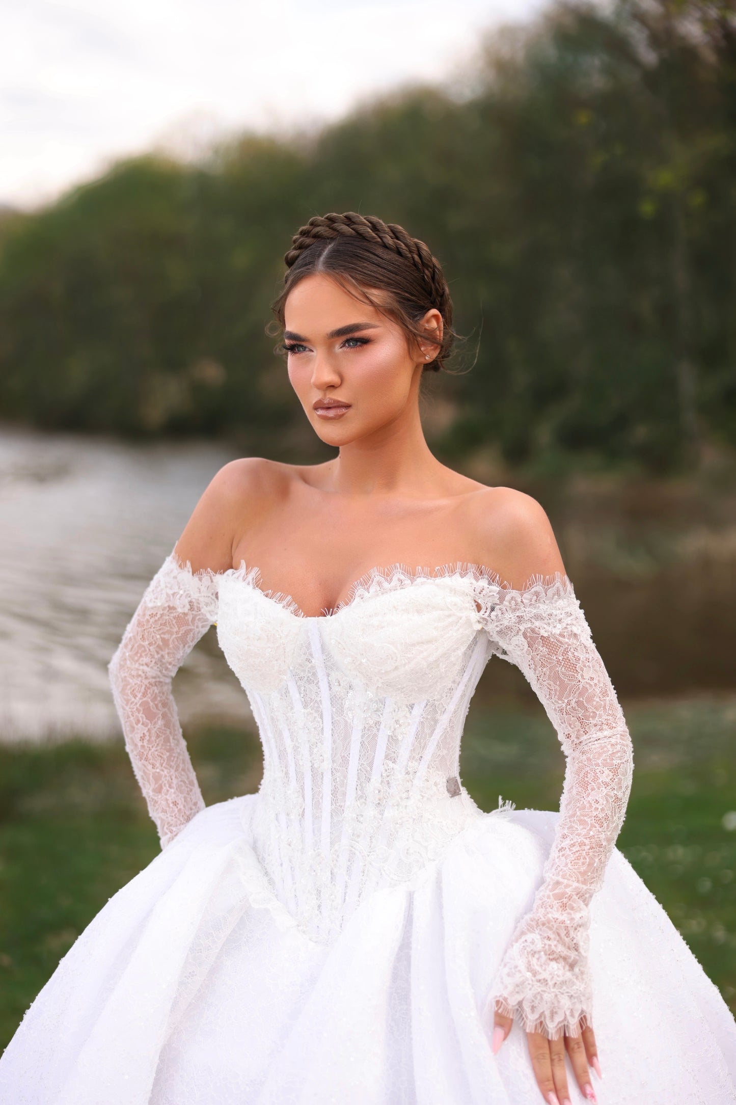RICH - Structured Corset Bridal Ball Gown